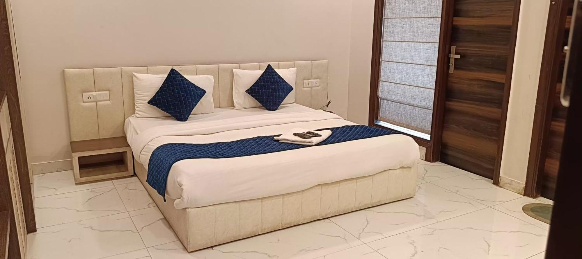 Limewood Stay - Fortis Hospital Gurgaon Exterior photo