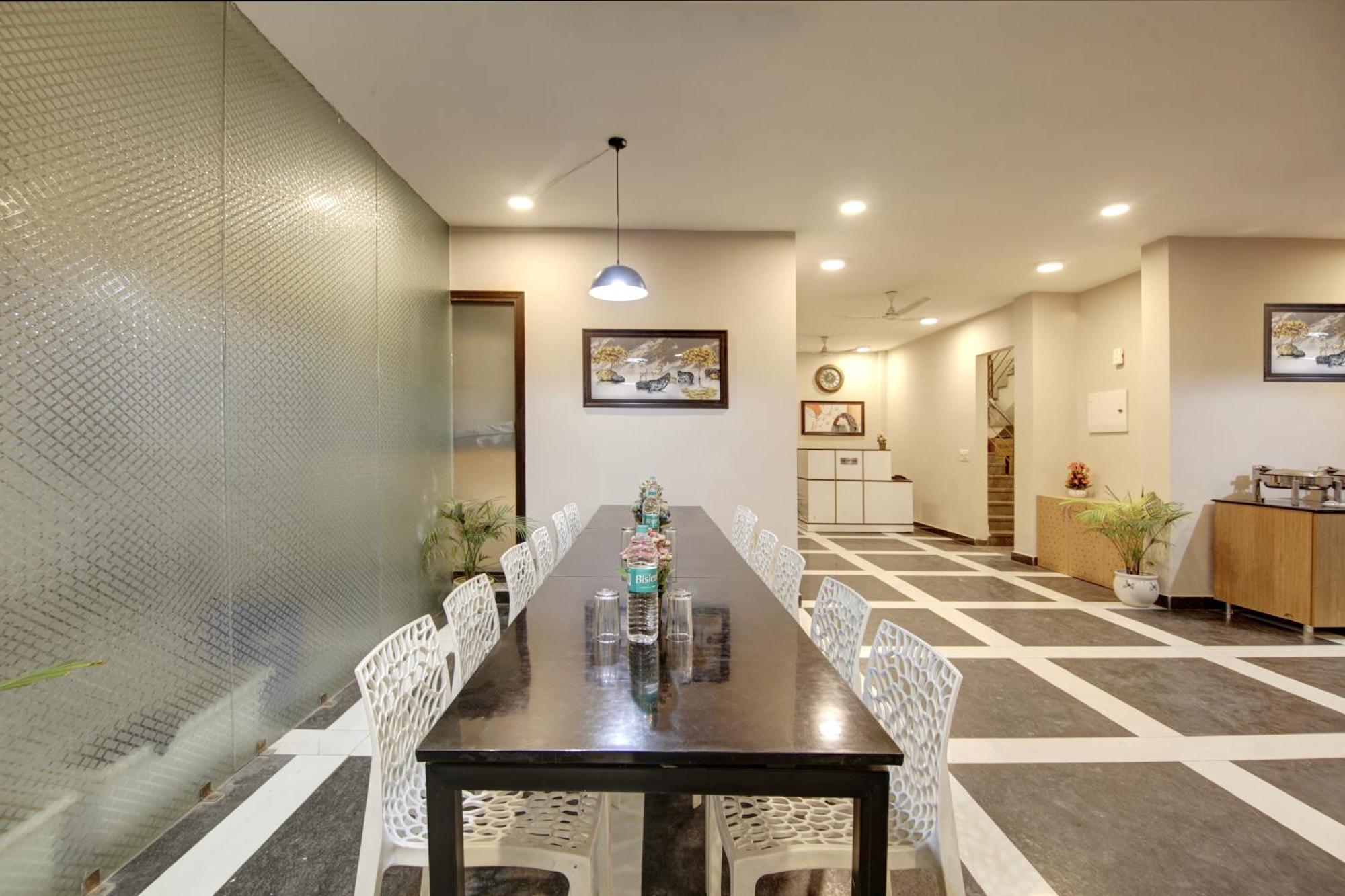 Limewood Stay - Fortis Hospital Gurgaon Exterior photo
