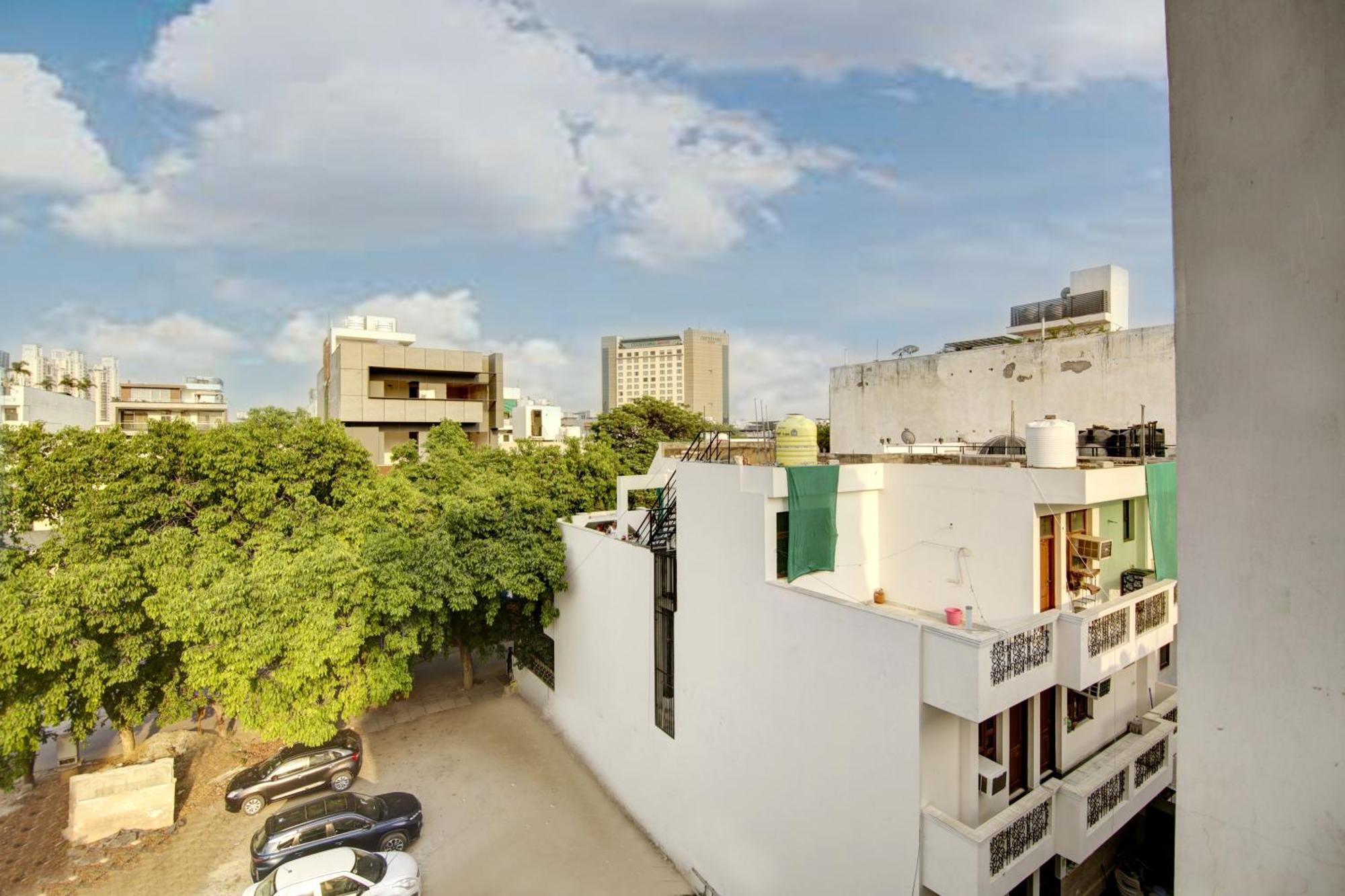 Limewood Stay - Fortis Hospital Gurgaon Exterior photo
