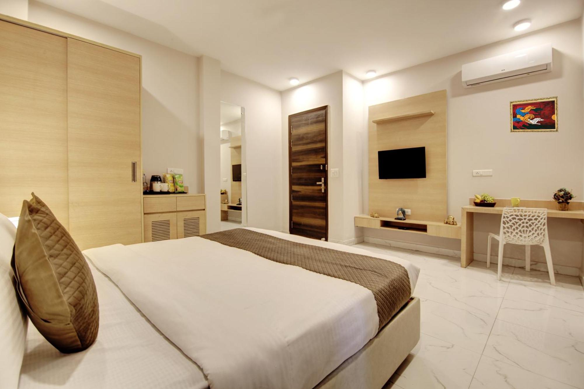 Limewood Stay - Fortis Hospital Gurgaon Exterior photo