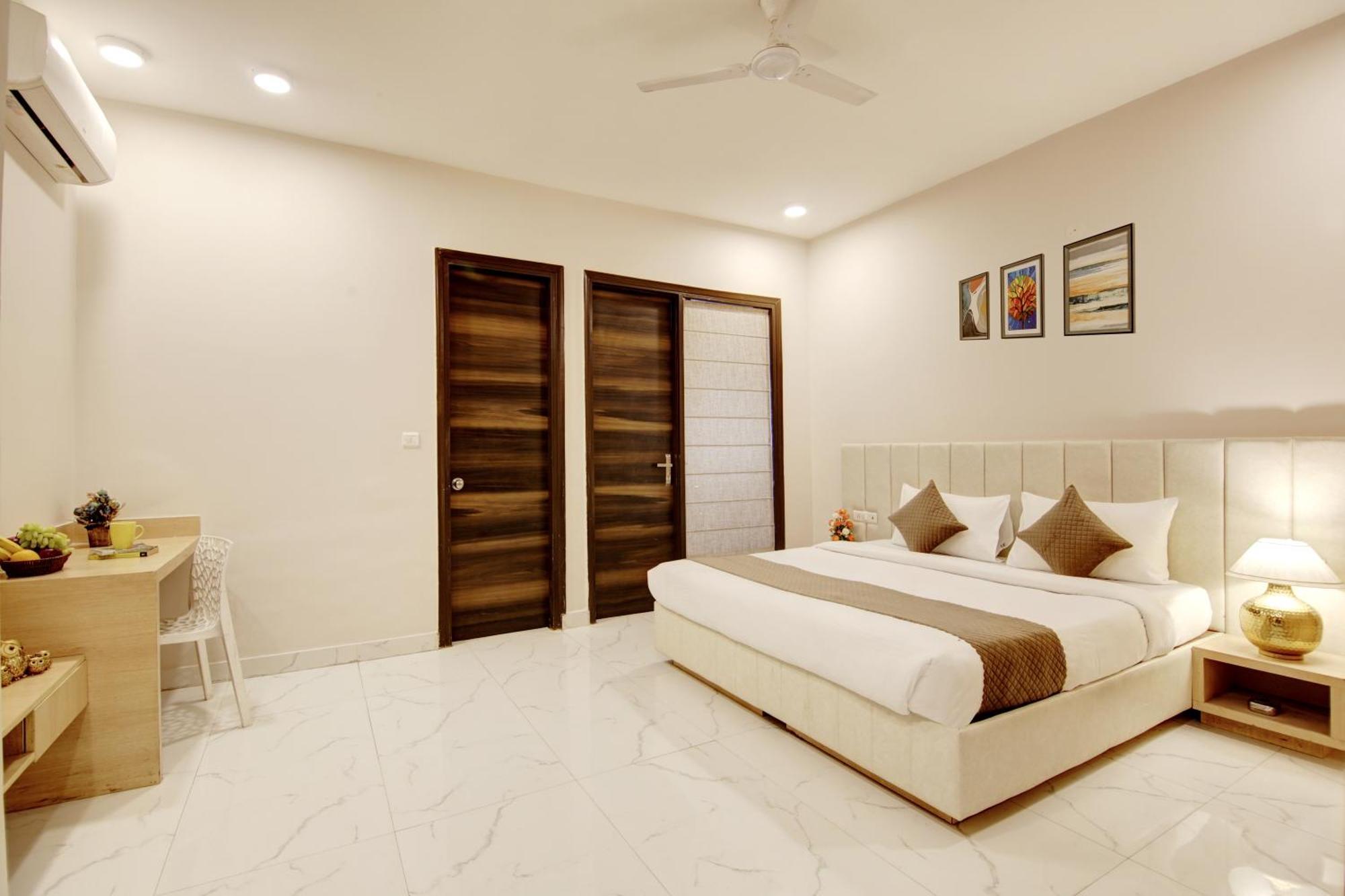 Limewood Stay - Fortis Hospital Gurgaon Exterior photo